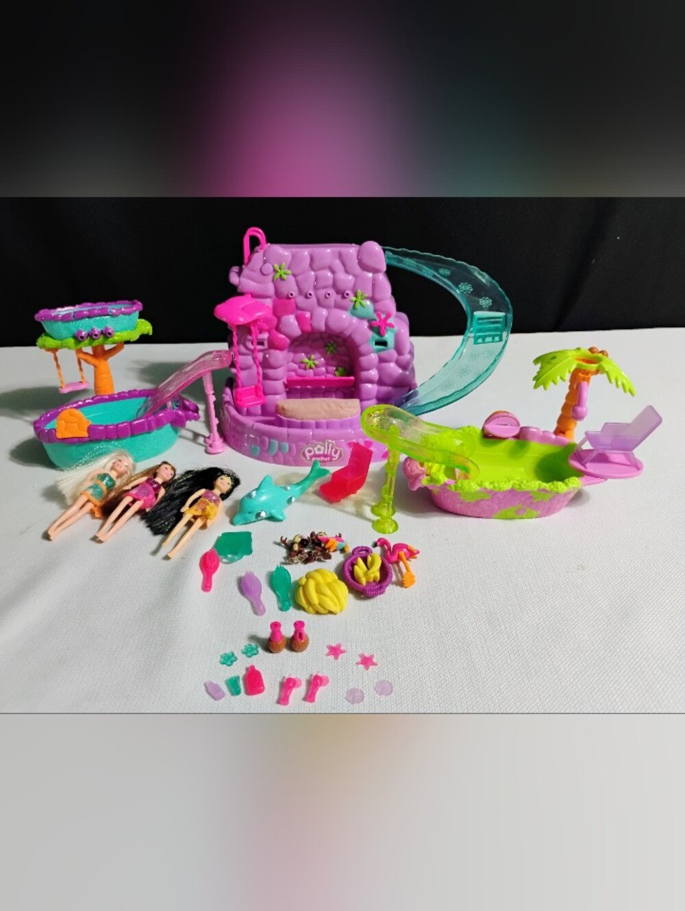 Mattel VTG 2005 Polly Pocket Fountain Falls Water Park Playset Dolls/Accessorie